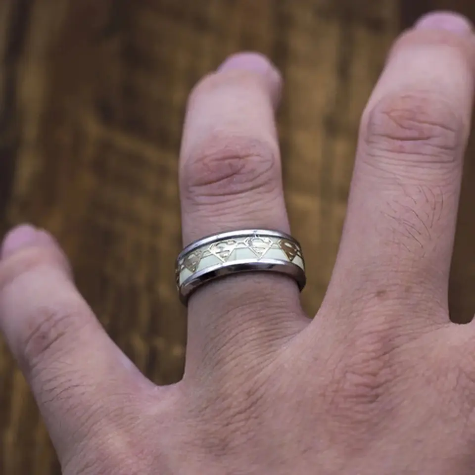 Anillo Superman Brilla En La Oscuridad Fluorescente Hombre   6