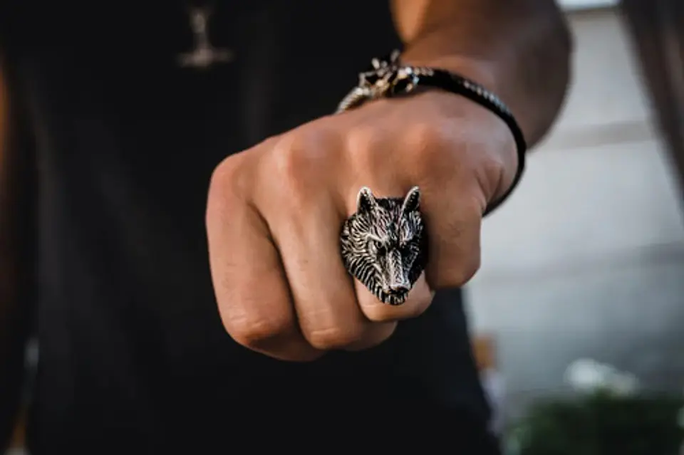 Anillo Lobo Vikingo Color Plata Acero Inoxidable Para Hombre 10