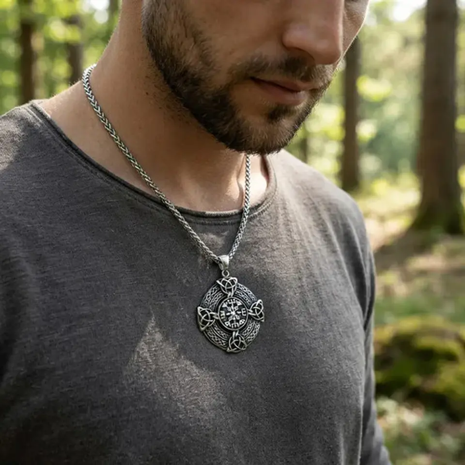 Collar Vikingo En Acero Para Hombres Dije Nórdico Amuleto 2