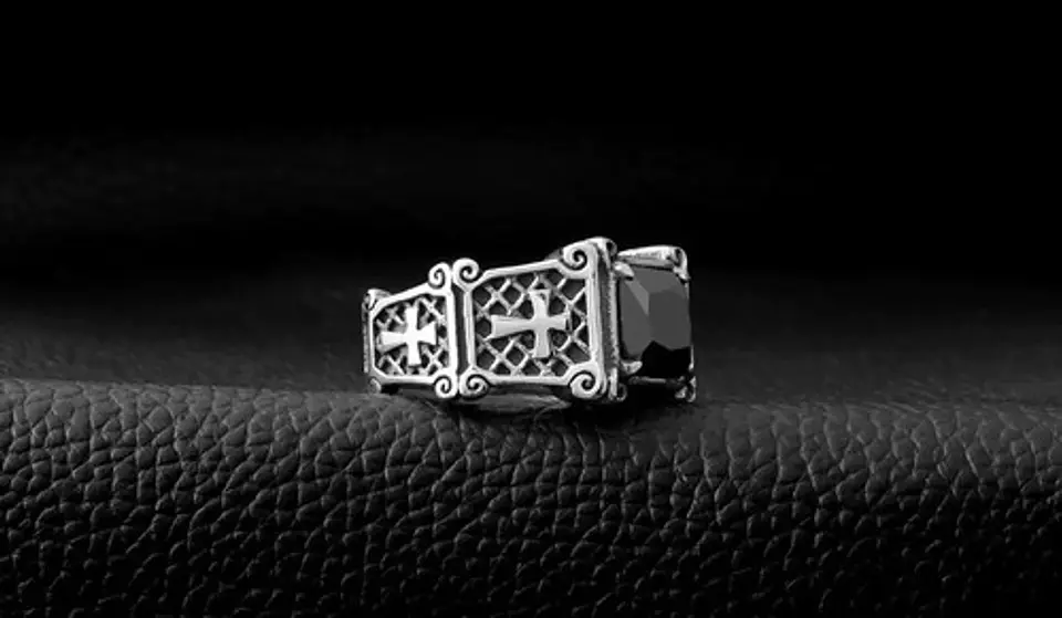 Anillo Piedra Roja Cruz Templario Acero Inoxidable Hombre 13
