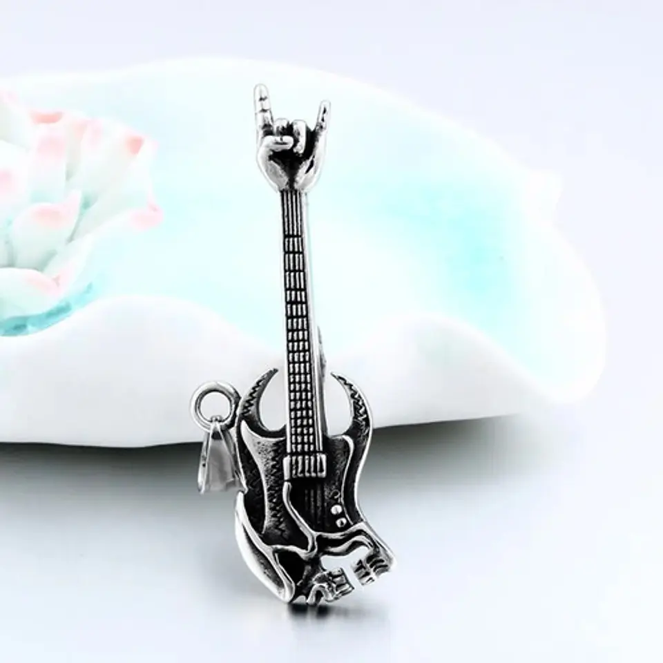 Collar Cráneo Guitarra Rock Metal Acero Inoxidable Hombre 22