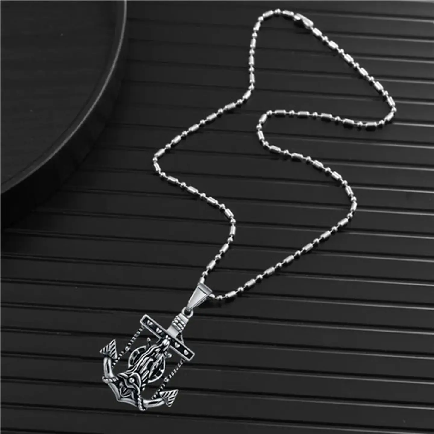 Collar Ancla Militar Acero Inoxidable Color Plata Hombre 2