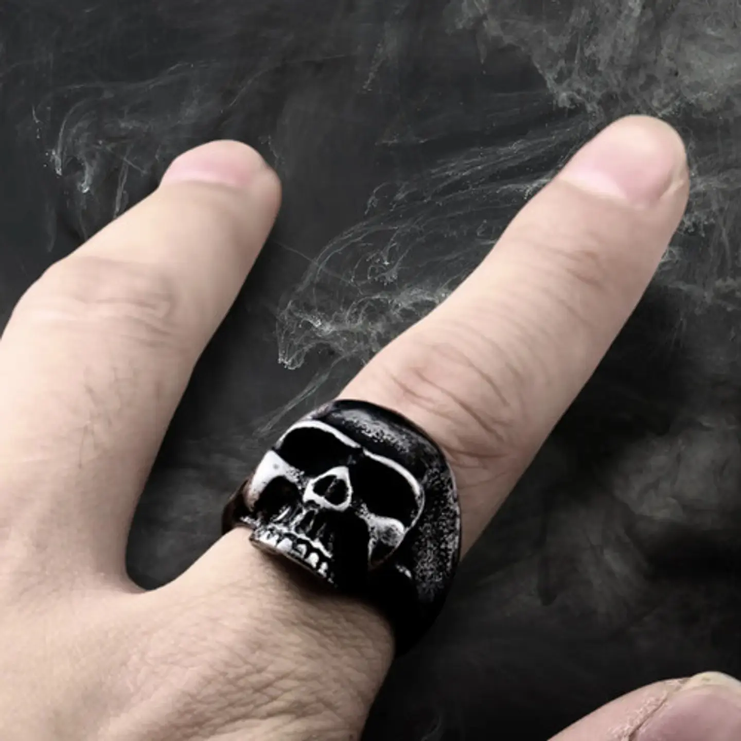 Anillo Color Plata Cráneo Calavera Acero Inoxidable Hombre 18