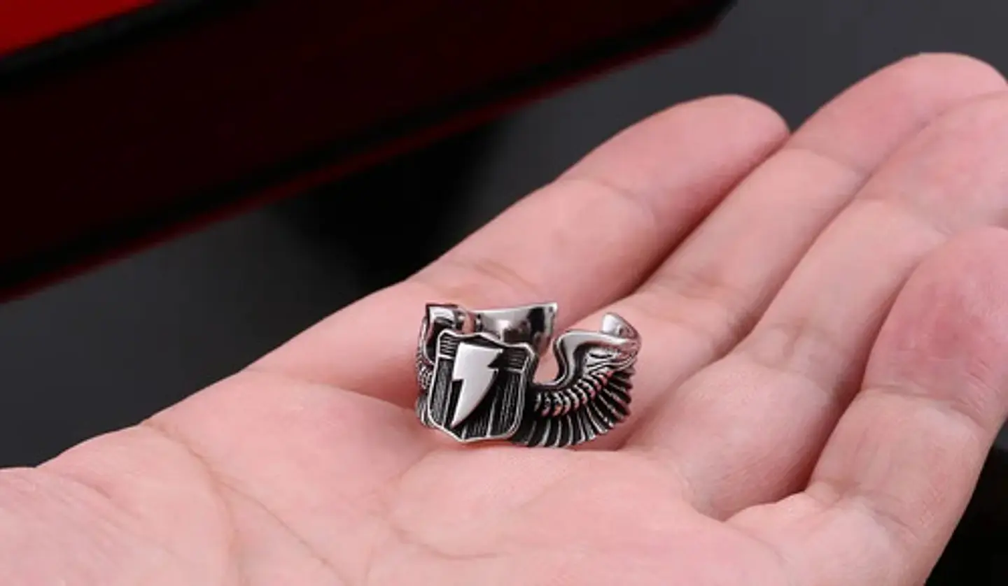 Anillo Alas Rayo Flash Color Plata Acero Inoxidable Hombre 4