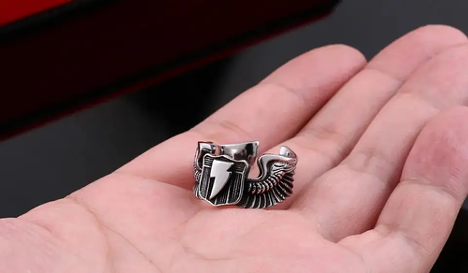 Anillo Alas Rayo Flash Color Plata Acero Inoxidable Hombre 4