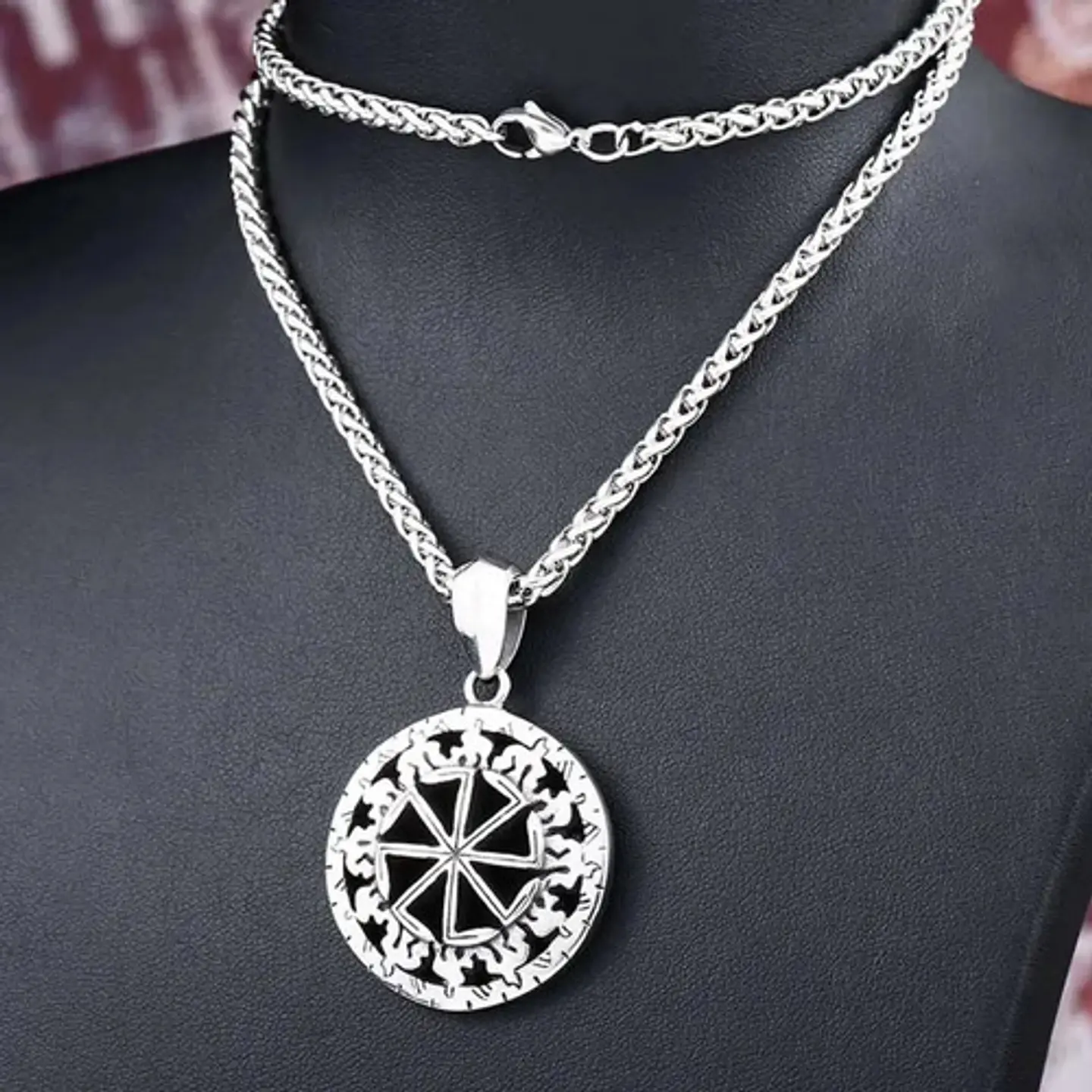 Collar Con Dije Acero Inoxidable Vikingo Sol Amuleto Hombre 4