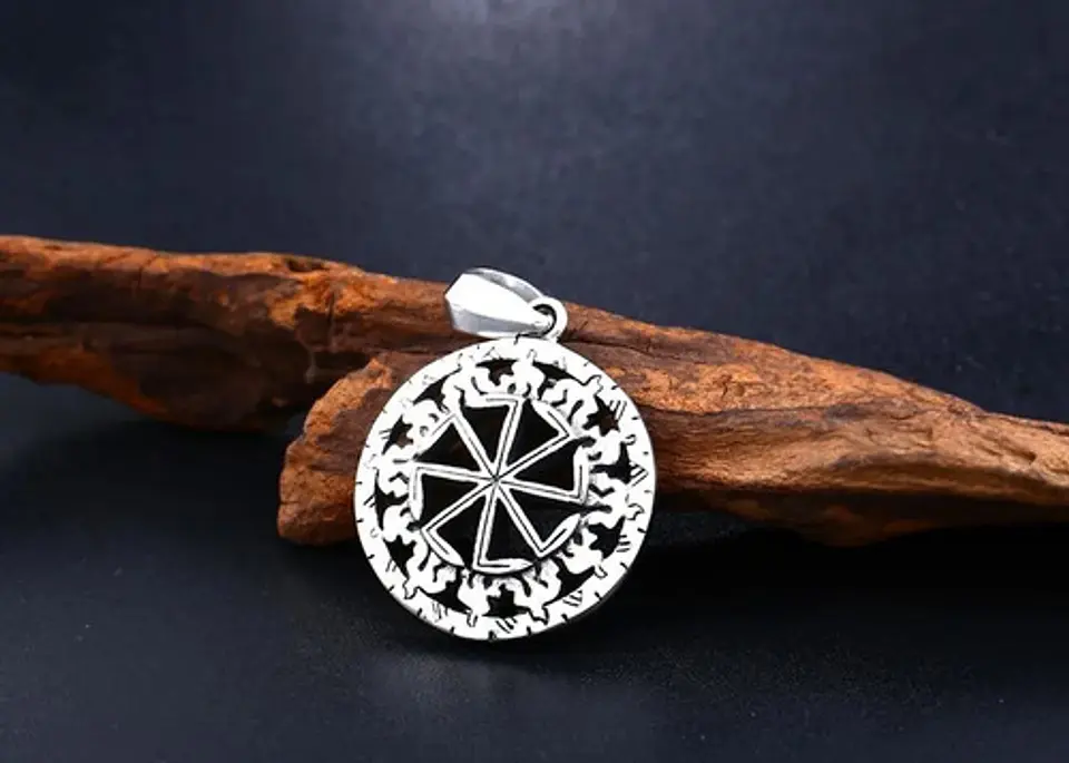 Collar Con Dije Acero Inoxidable Vikingo Sol Amuleto Hombre 7