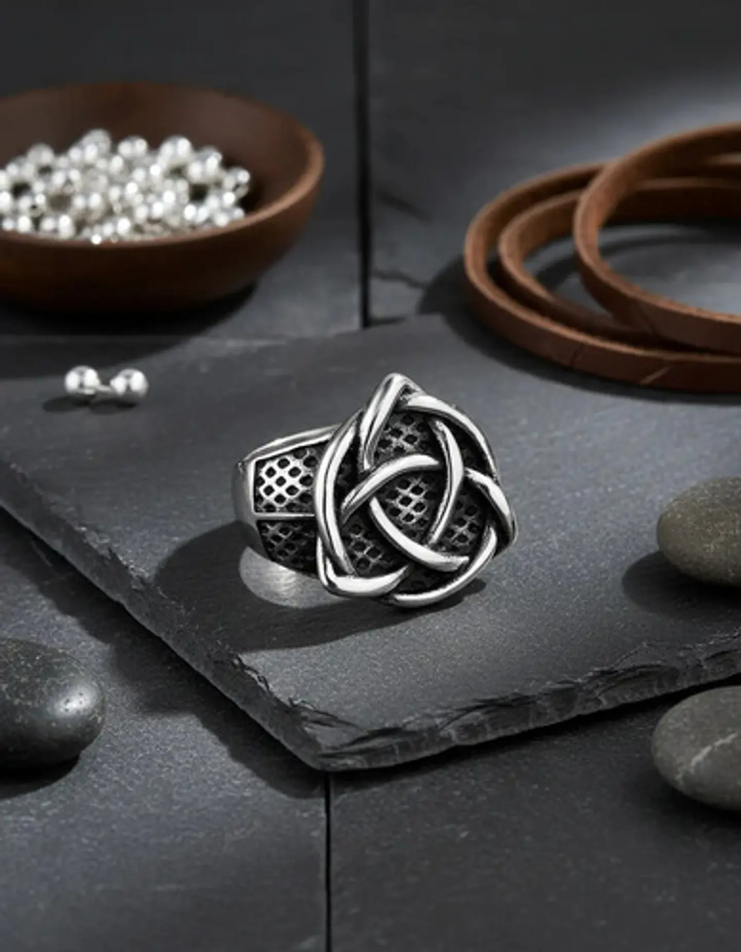 Anillo Para Hombres Vikingo Nudo Celta Color Plata De Acero 8