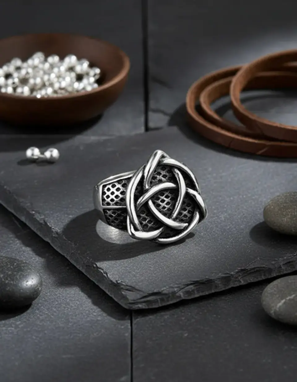 Anillo Para Hombres Vikingo Nudo Celta Color Plata De Acero 8