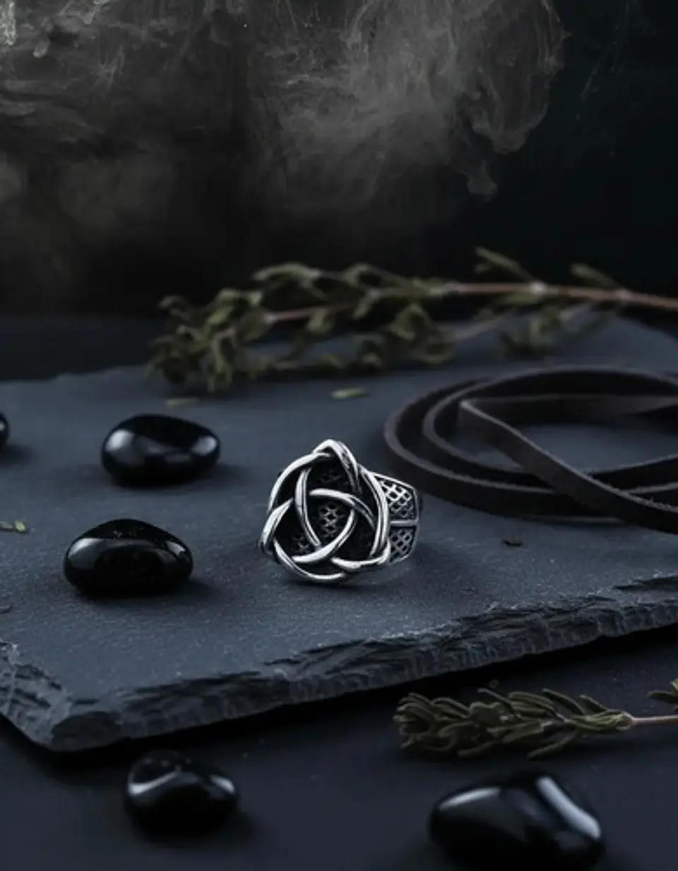 Anillo Para Hombres Vikingo Nudo Celta Color Plata De Acero 10
