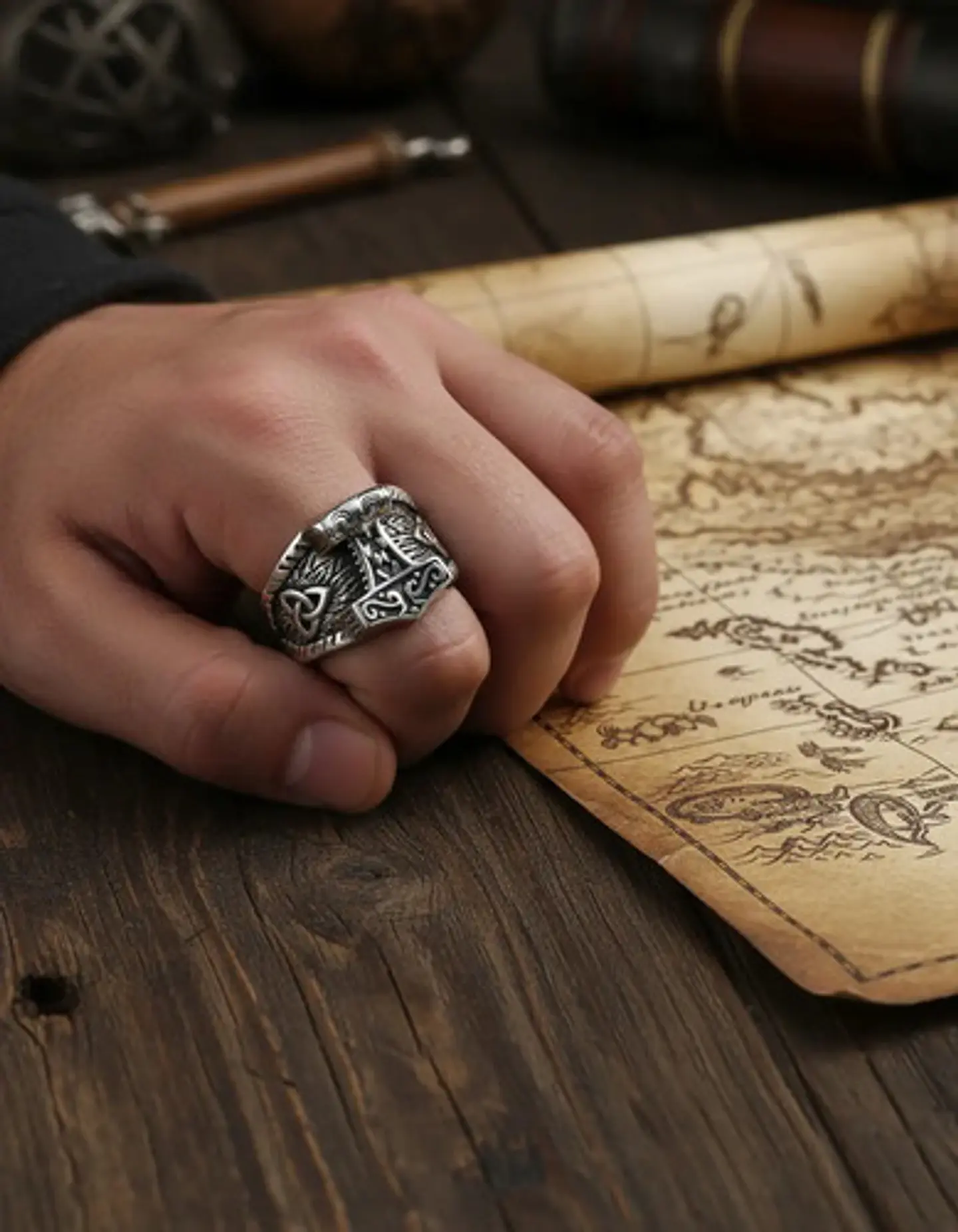 Anillo Vikingo Odín Thor Color Plata Acero Inoxidable Hombre 4