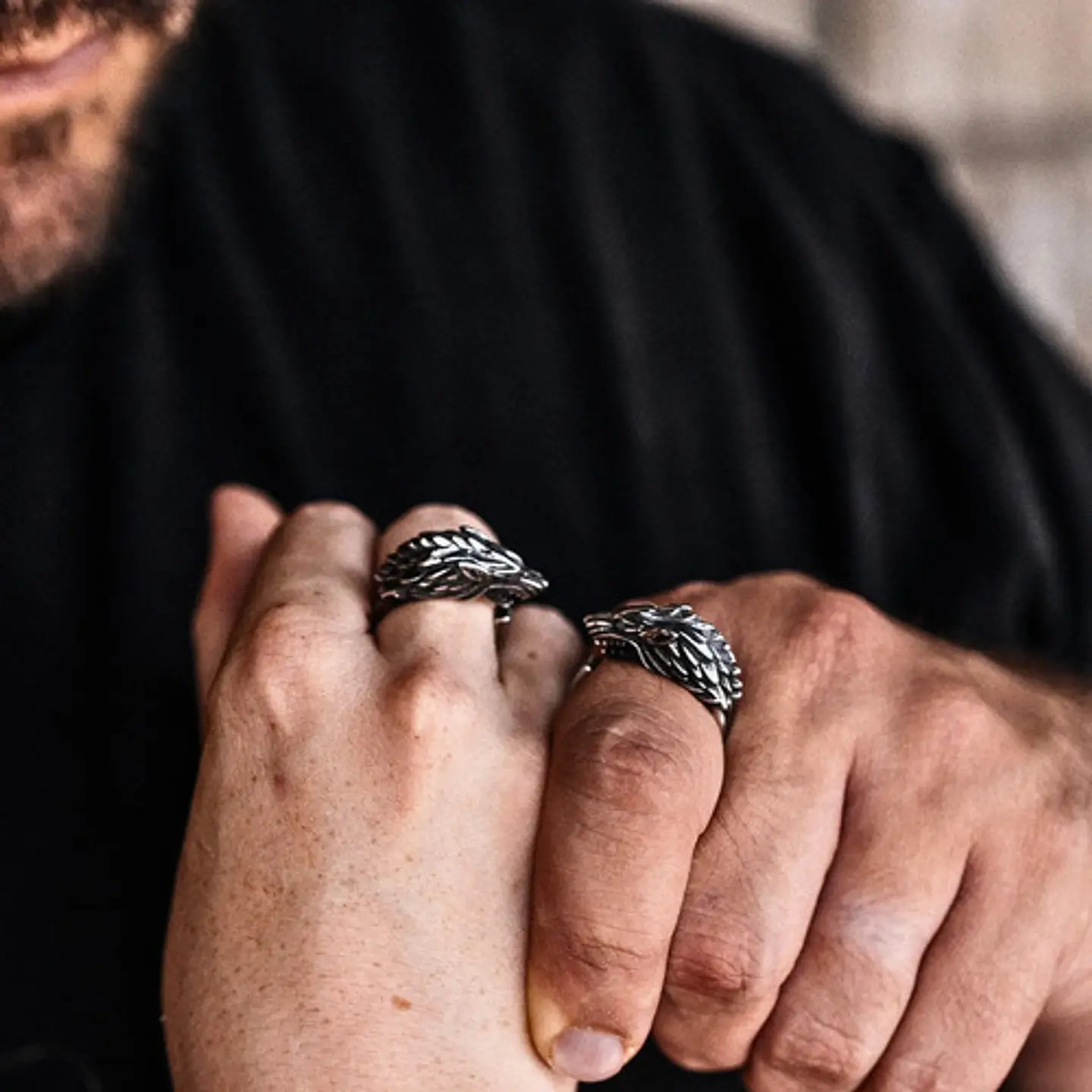 Anillo en Acero para hombre y mujer forma Lobo Stark Game Of Thrones  9