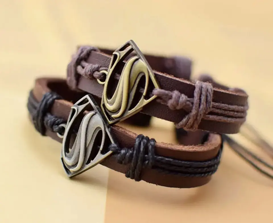 Pulsera Manilla Brazalete Cuero Superman Para Hombre Y Mujer 4