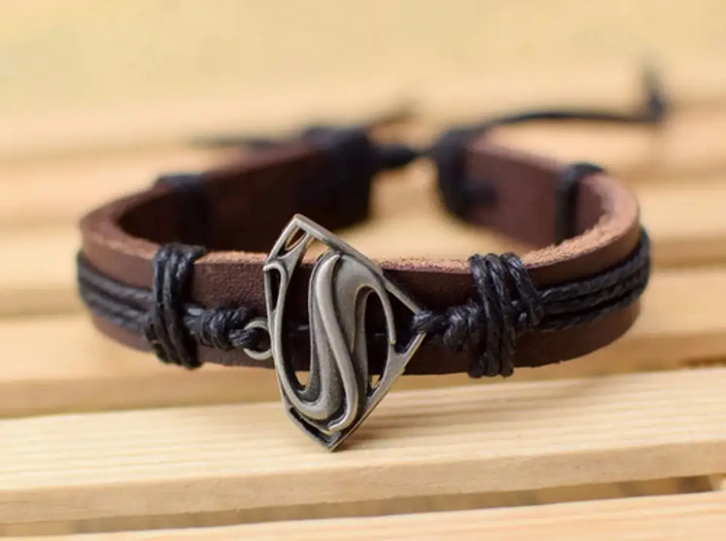 Pulsera Manilla Brazalete Cuero Superman Para Hombre Y Mujer 7