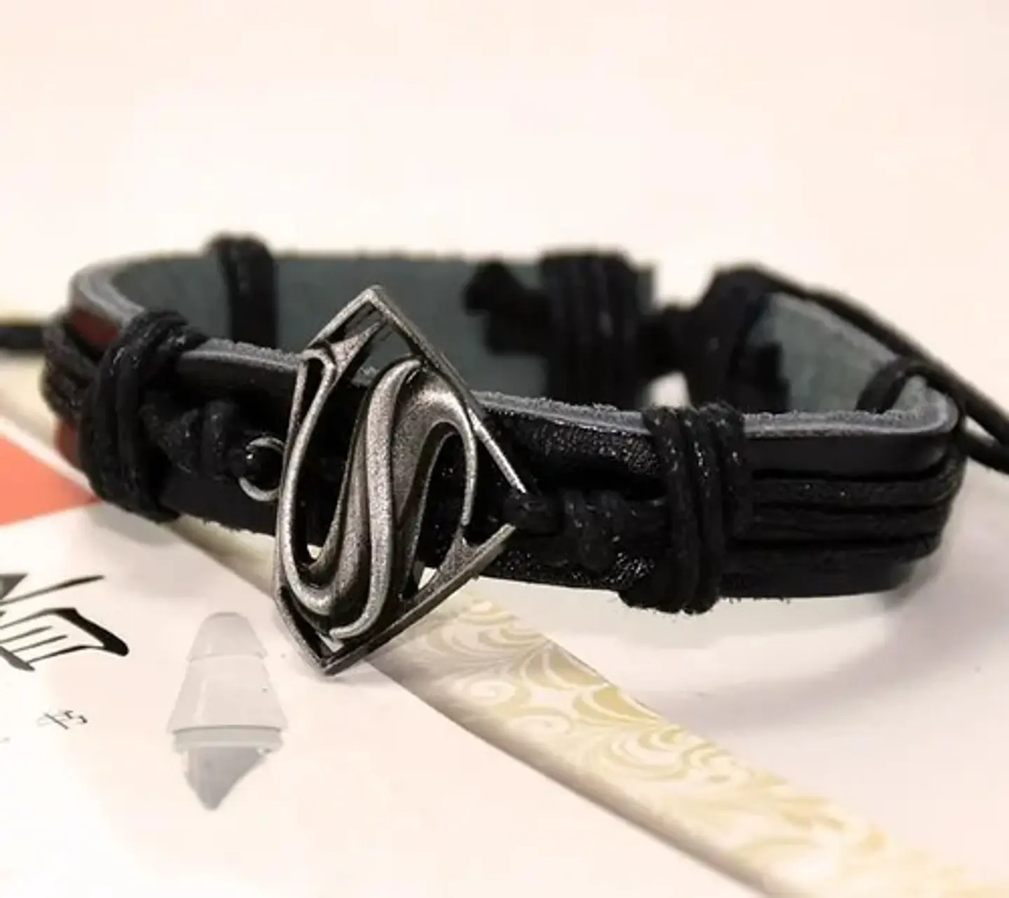 Pulsera Manilla Brazalete Cuero Superman Para Hombre Y Mujer 10