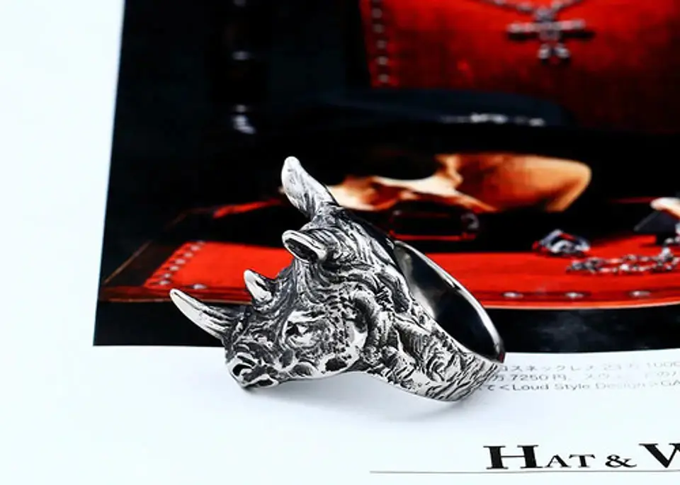 Anillo plateado en Acero para hombre forma de cabeza de Rinoceronte 3