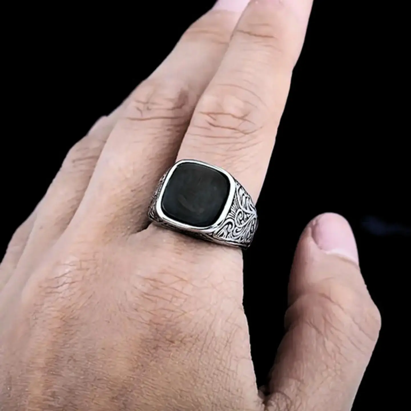 Anillo clásico en Acero para hombre y mujer con Piedra natural 2