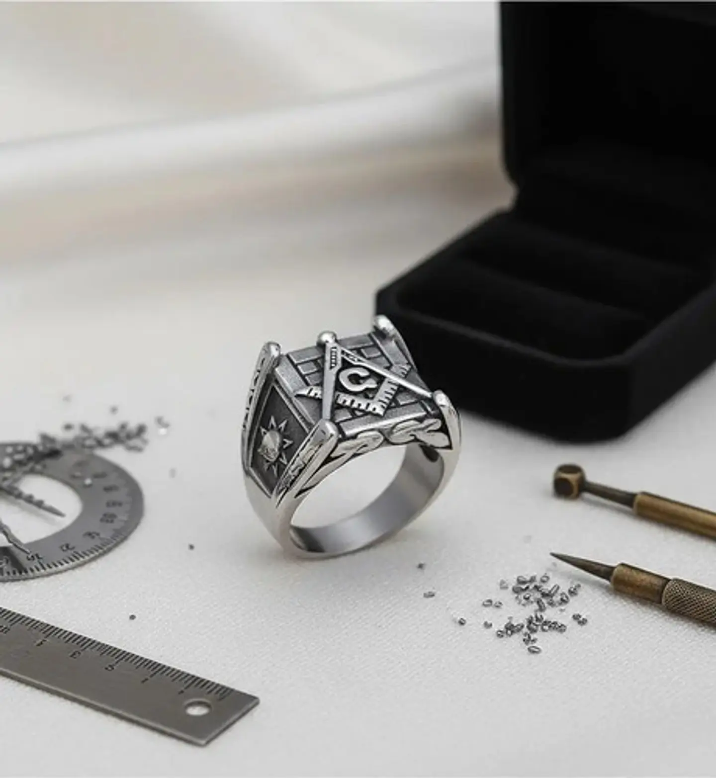 Anillo en Acero para hombre símbolo escuadra Mason Masoneria bicolor 13