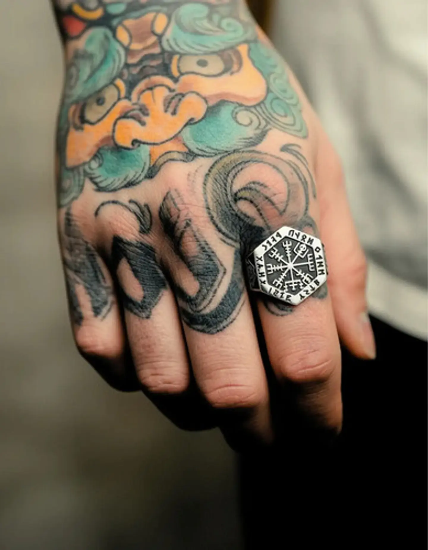 Anillo Vikingo en Acero para hombre y mujer Brújula vegvisir valknut  10