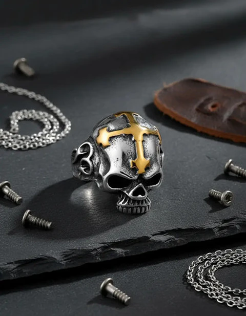 Anillo gotico en Acero Para Hombre y mujer forma de Cráneo Cruz Calavera