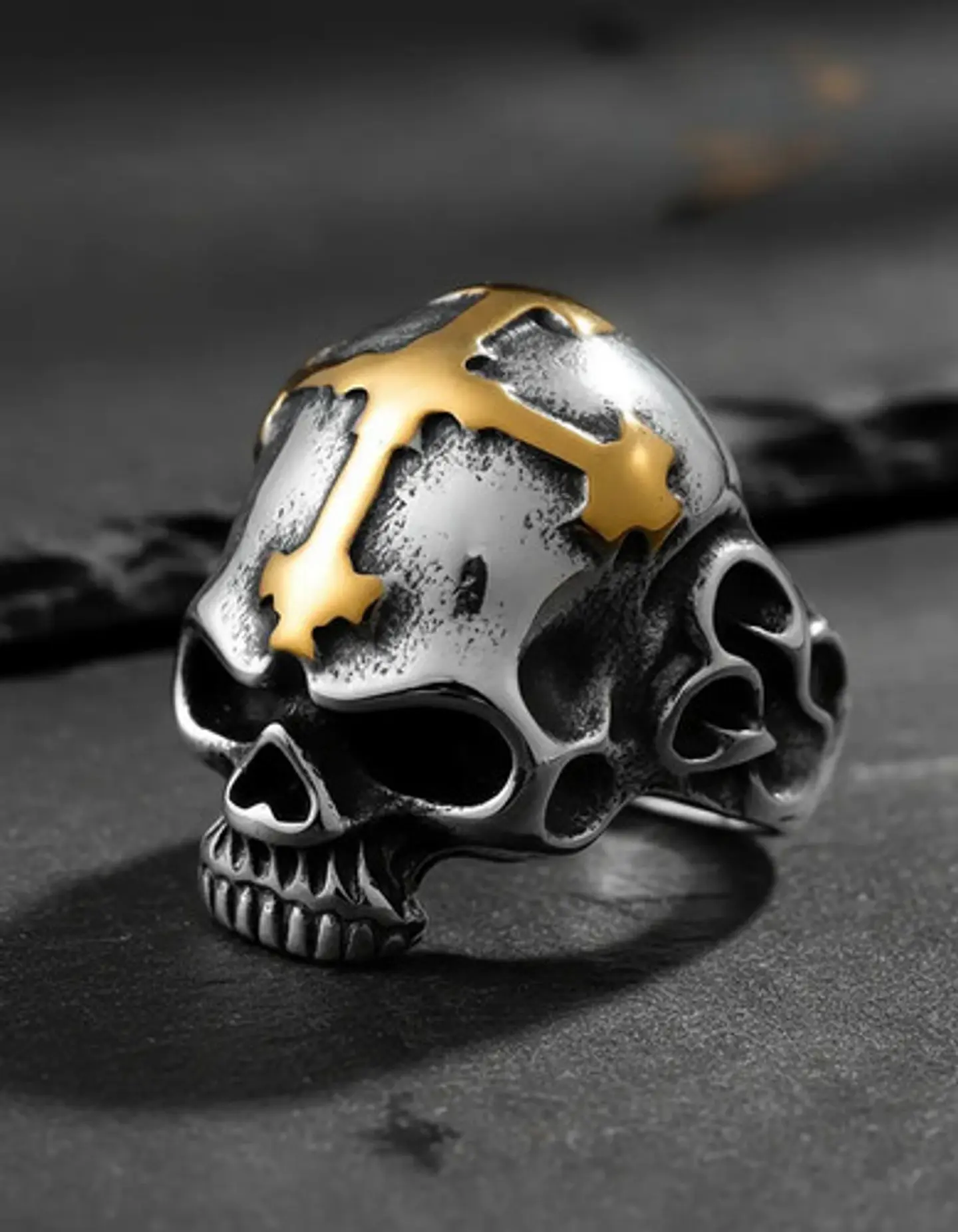 Anillo gotico en Acero Para Hombre y mujer forma de Cráneo Cruz Calavera 3