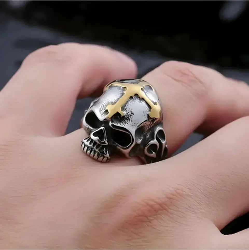 Anillo gotico en Acero Para Hombre y mujer forma de Cráneo Cruz Calavera 9