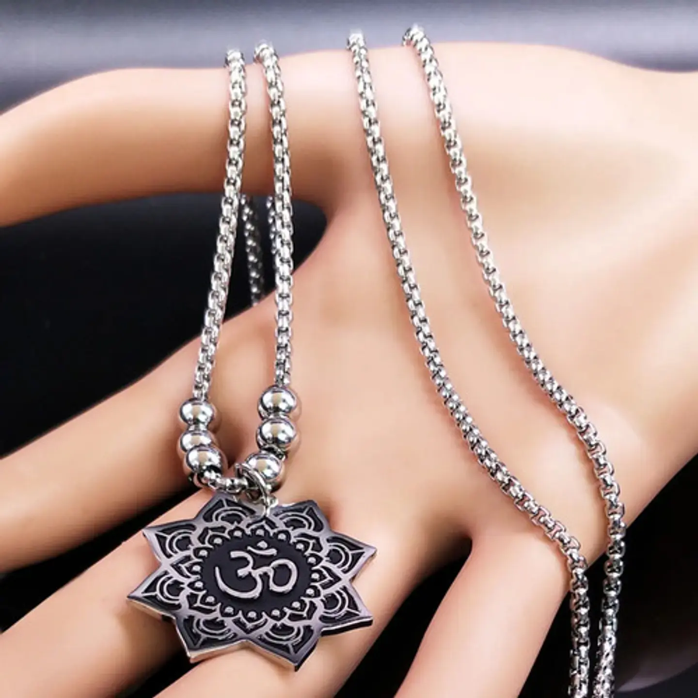 Collar en Acero Para hombre y Mujer dije Zen On Yoga 2