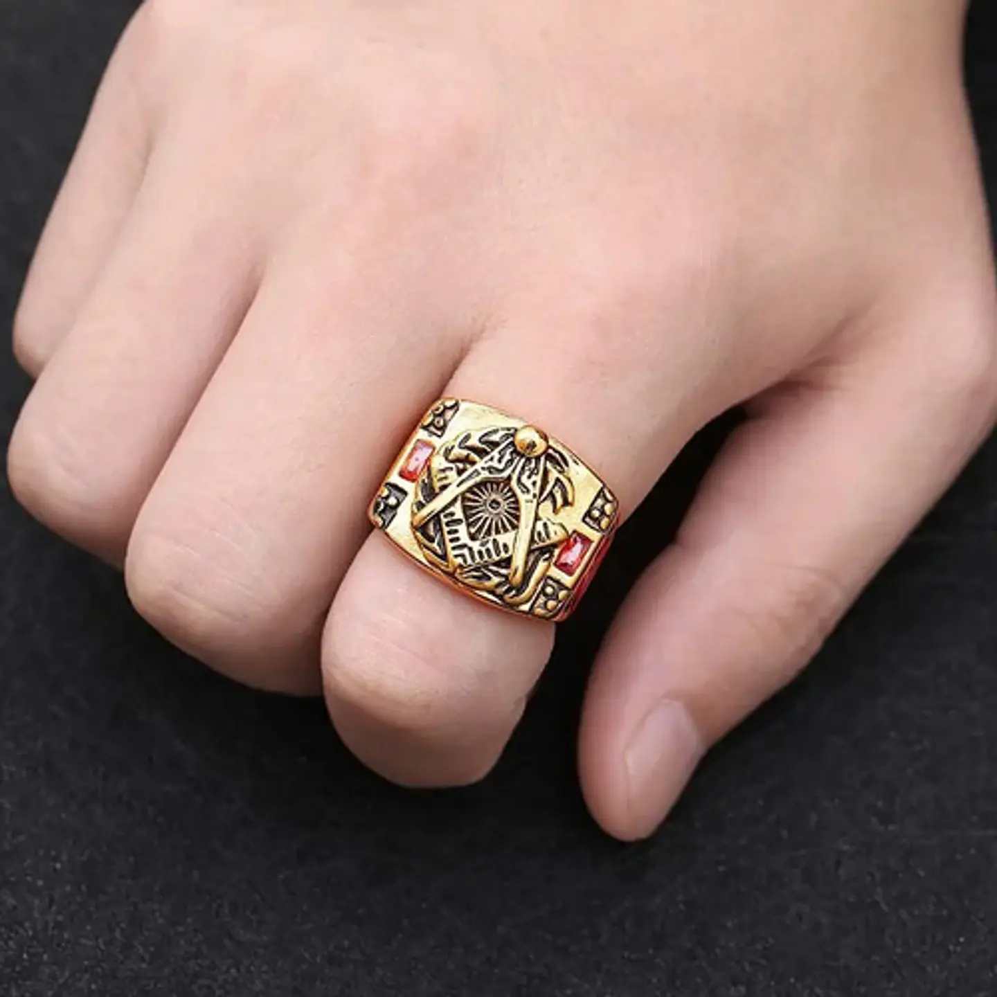 Anillo Mason Para Hombres en Acero Vintage Símbolo escuadra piedra 9