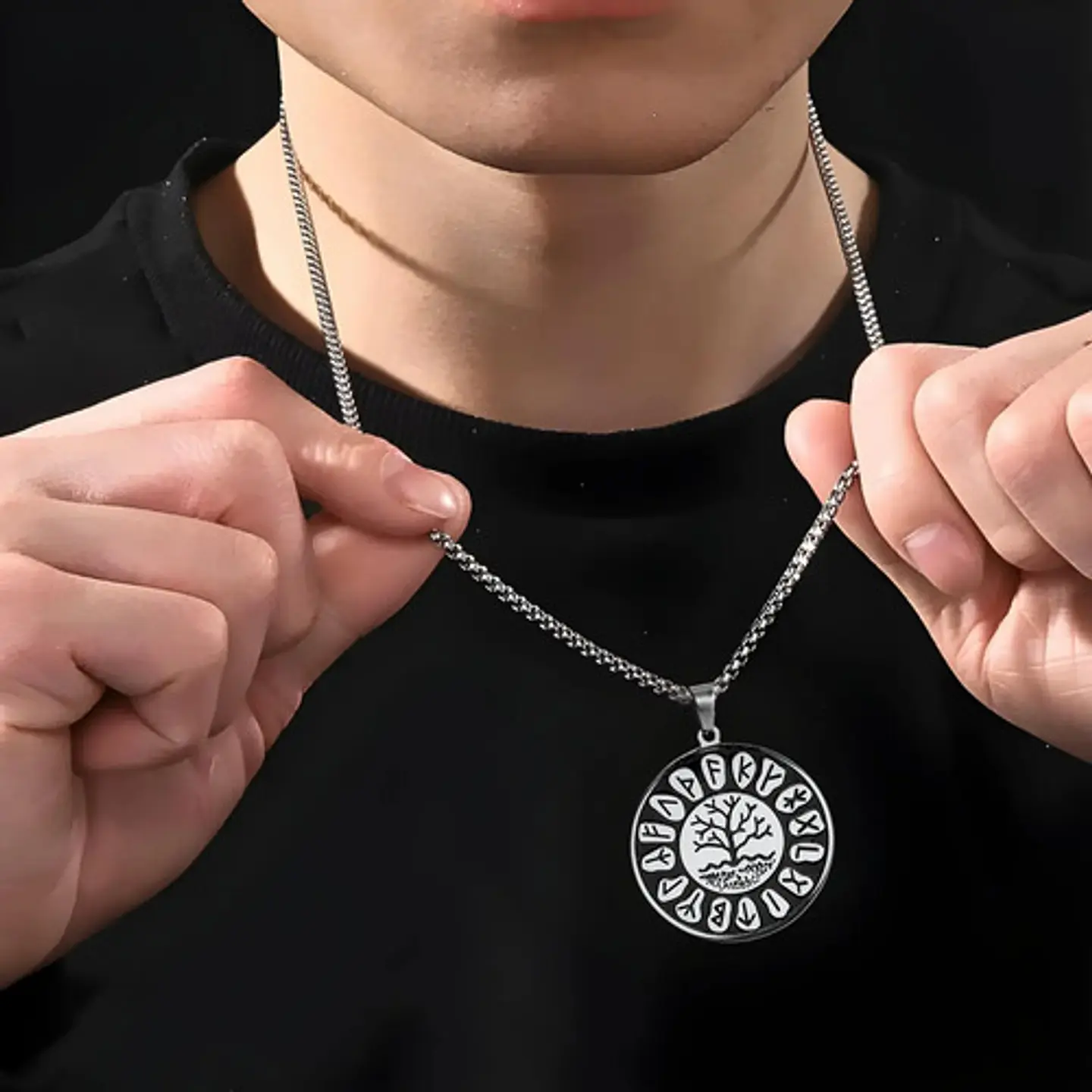 Collar Vikingo Para Hombre y Mujer Dije Árbol De La Vida Runas 5