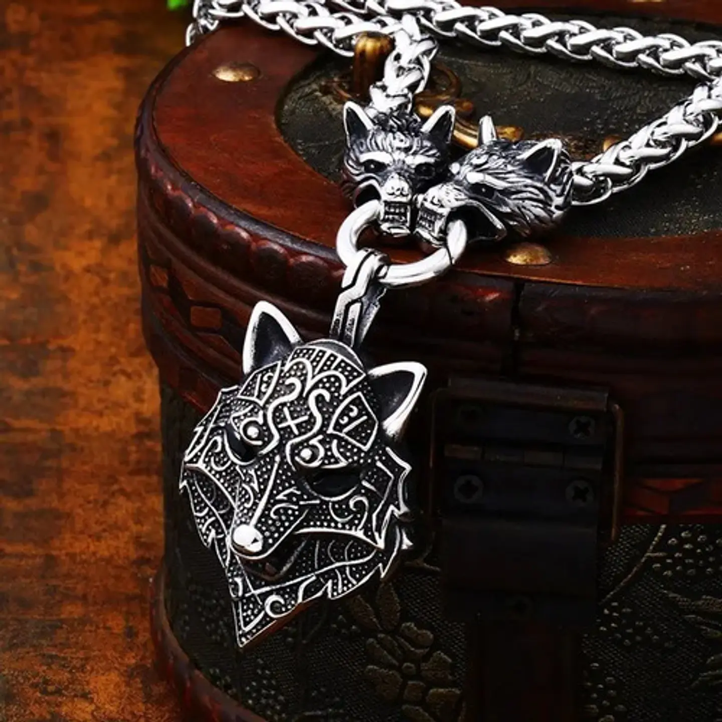 Collar Acero Inoxidable Color Plata Vikingo Lobo Odin Hombre 10