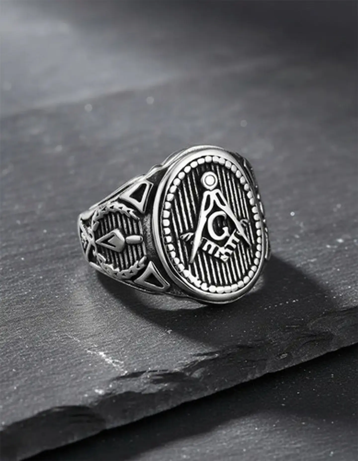 Anillo Masón en Acero para hombre sello escuadra Masonería 7