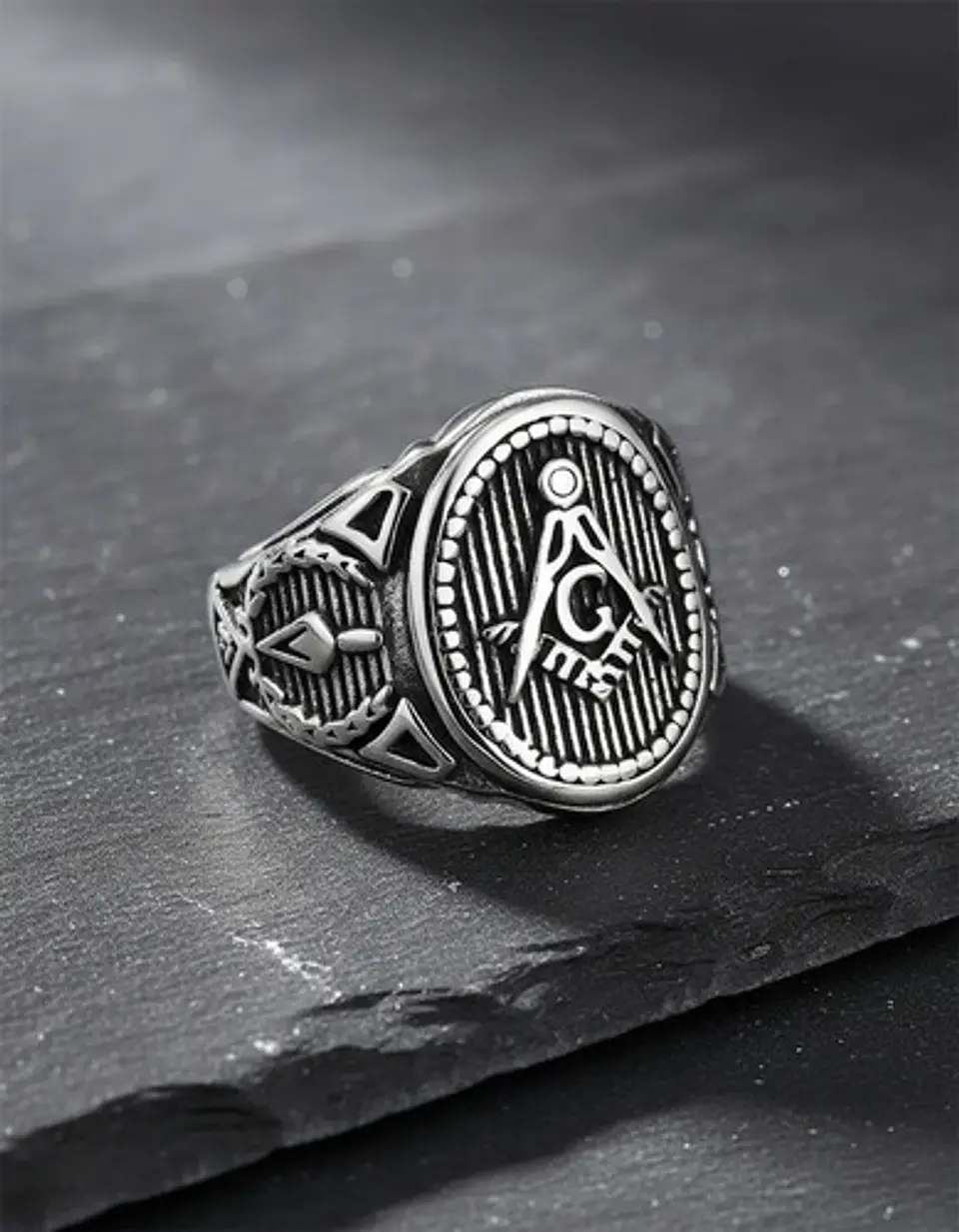 Anillo Masón en Acero para hombre sello escuadra Masonería 7