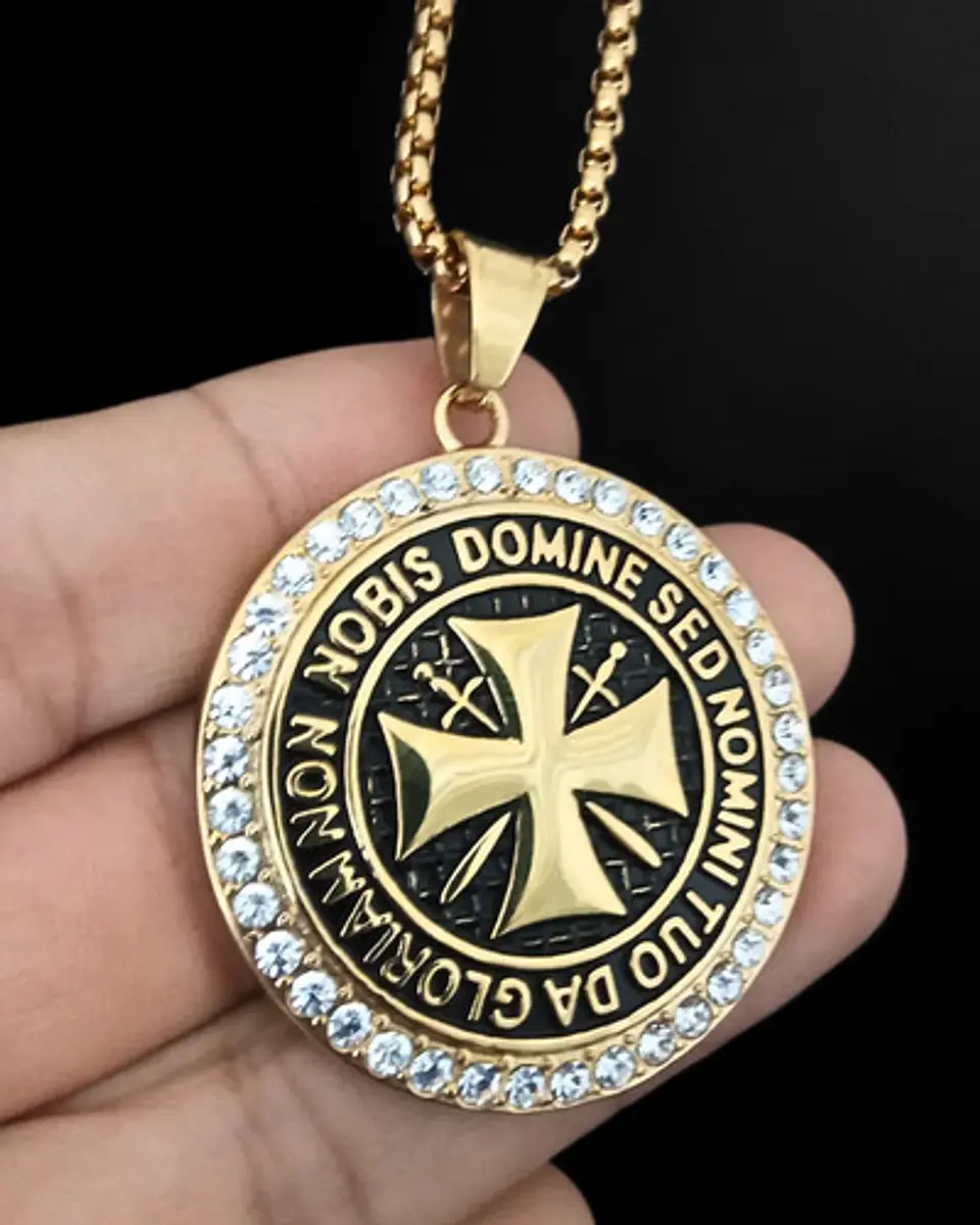 Collar En Acero Dorado Para Hombres Dije Templario Caballero 11