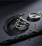 Anillo Acero Inoxidable Mano Craneo Biker As Corazón Hombre - Miniatura 8