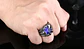 Anillo Piedra Azul Color Plata Acero Inoxidable Para Hombre - Miniatura 4