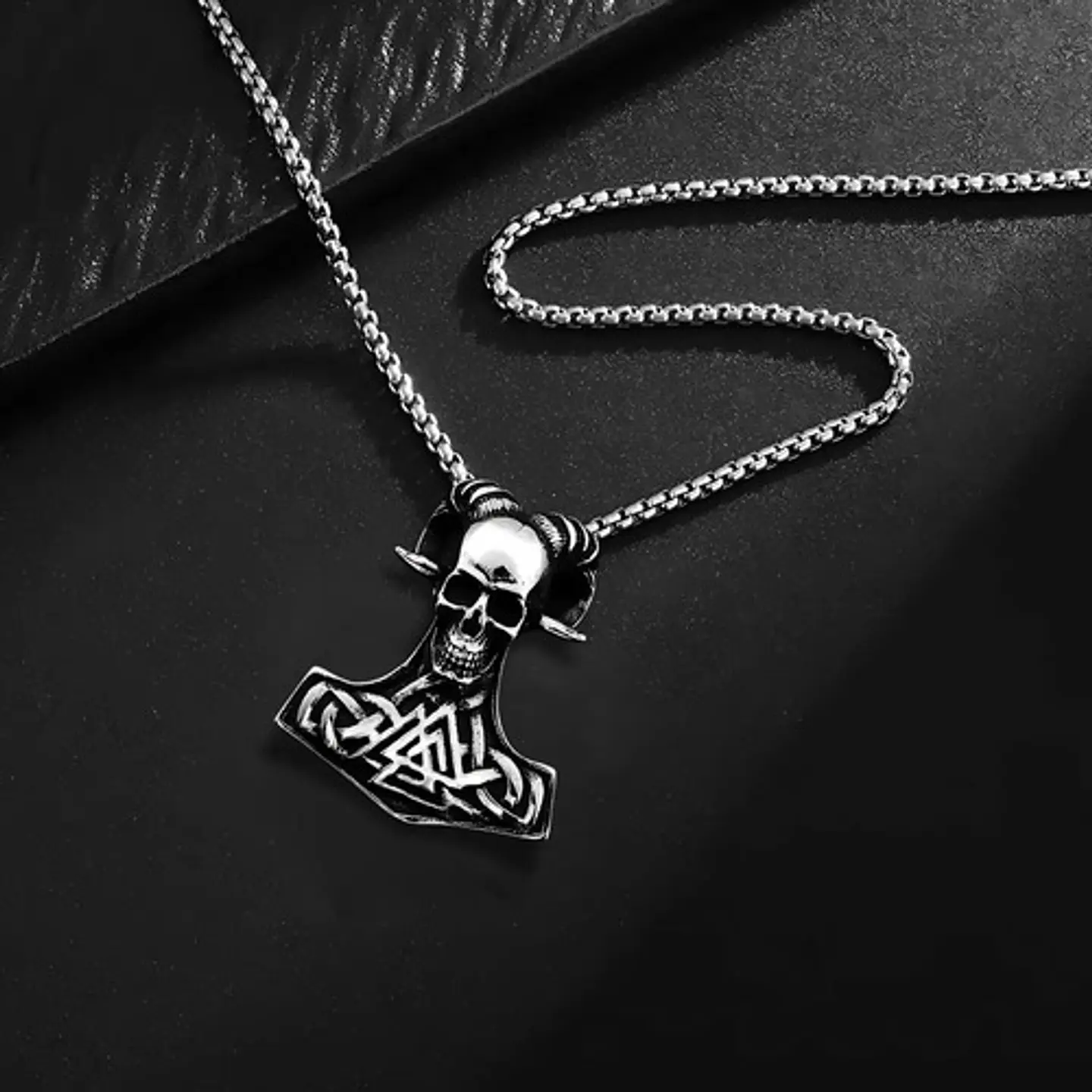 Collar Para Hombres Dije Cráneo Vikingo Martillo Color Plata Plateado 6