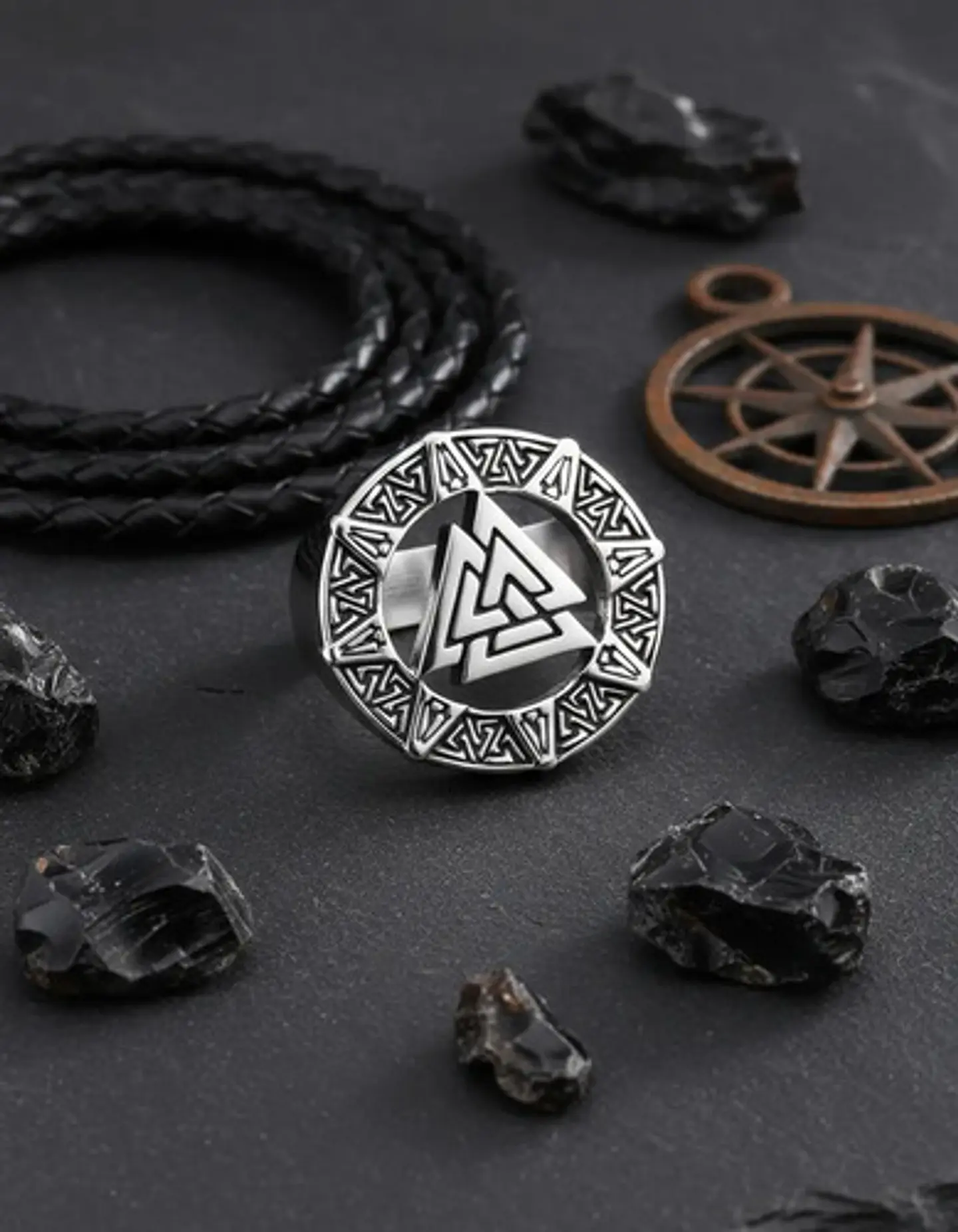 Anillo Acero Inoxidable Color Plata Triangulo Vikingo Hombre 3