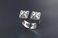 Anillo Acero Inoxidable Color Plata Dos Torres Para Hombre - Miniatura 3
