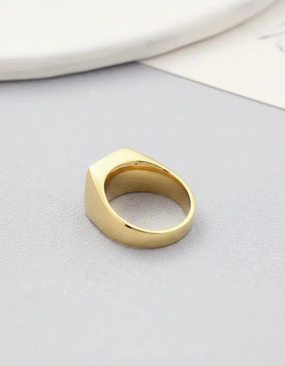 Anillo Clásico De Acero Color Oro Con Piedra Hombre Y Mujer 4
