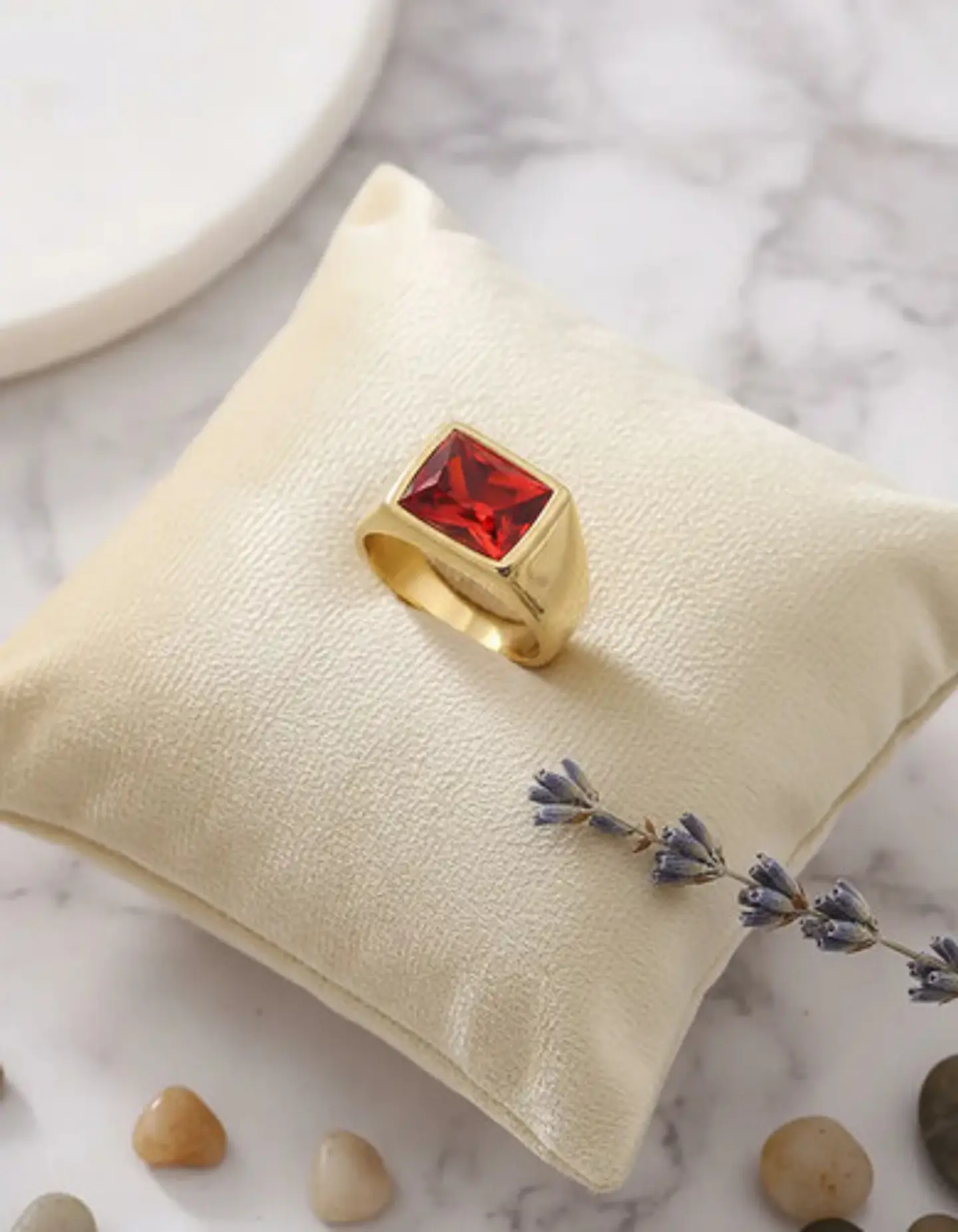 Anillo Clásico De Acero Color Oro Con Piedra Hombre Y Mujer 5