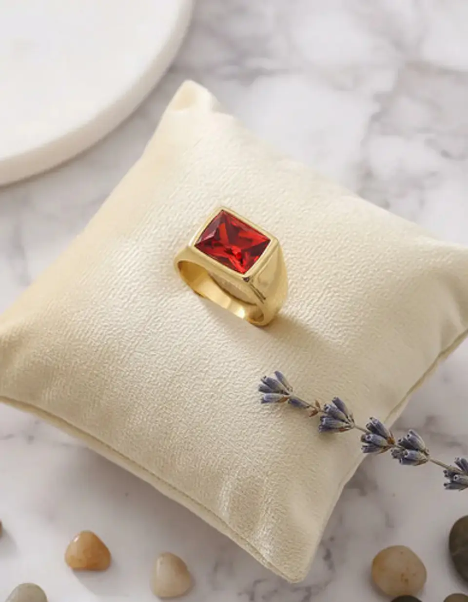 Anillo Clásico De Acero Color Oro Con Piedra Hombre Y Mujer 5