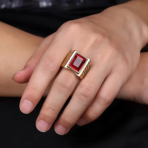 Anillo Color Oro Piedra Cz Clásico Acero Inoxidable Hombre