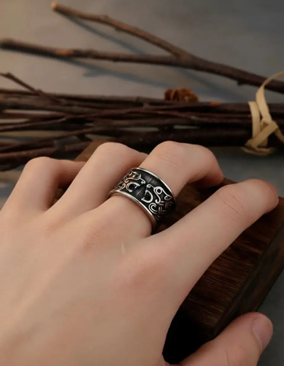 Anillo Color Plata Vikingo Oso Runas Acero Inoxidable Hombre 2