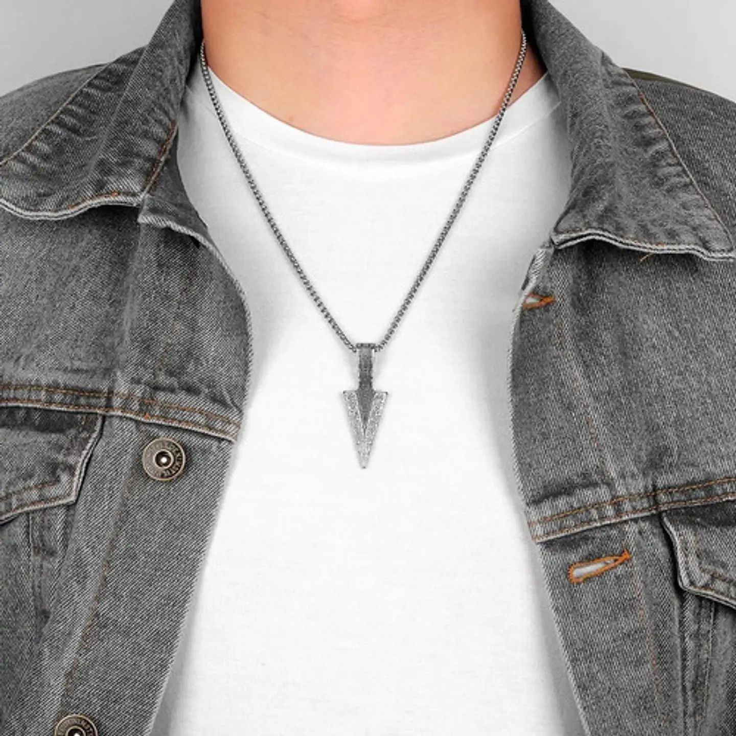Collar Acero Inoxidable Color Plata Flecha  Hombre 17