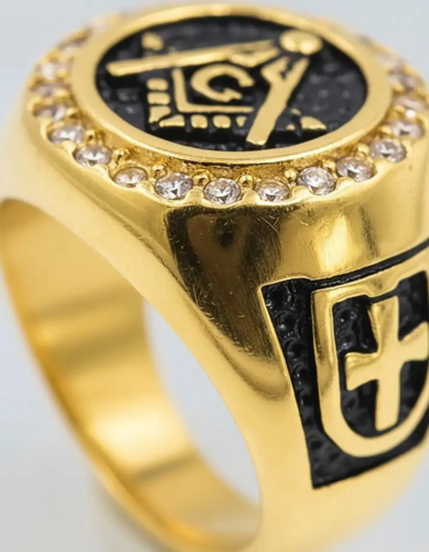 Anillo Para Hombres Piedras Cz Masón Cruz De Acero Color Oro 4