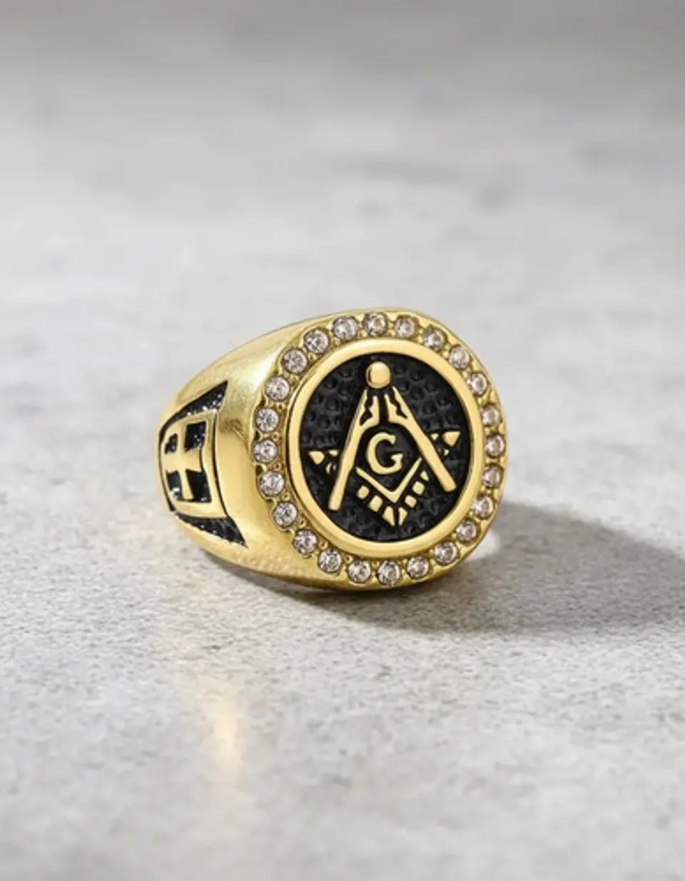 Anillo Para Hombres Piedras Cz Masón Cruz De Acero Color Oro 5