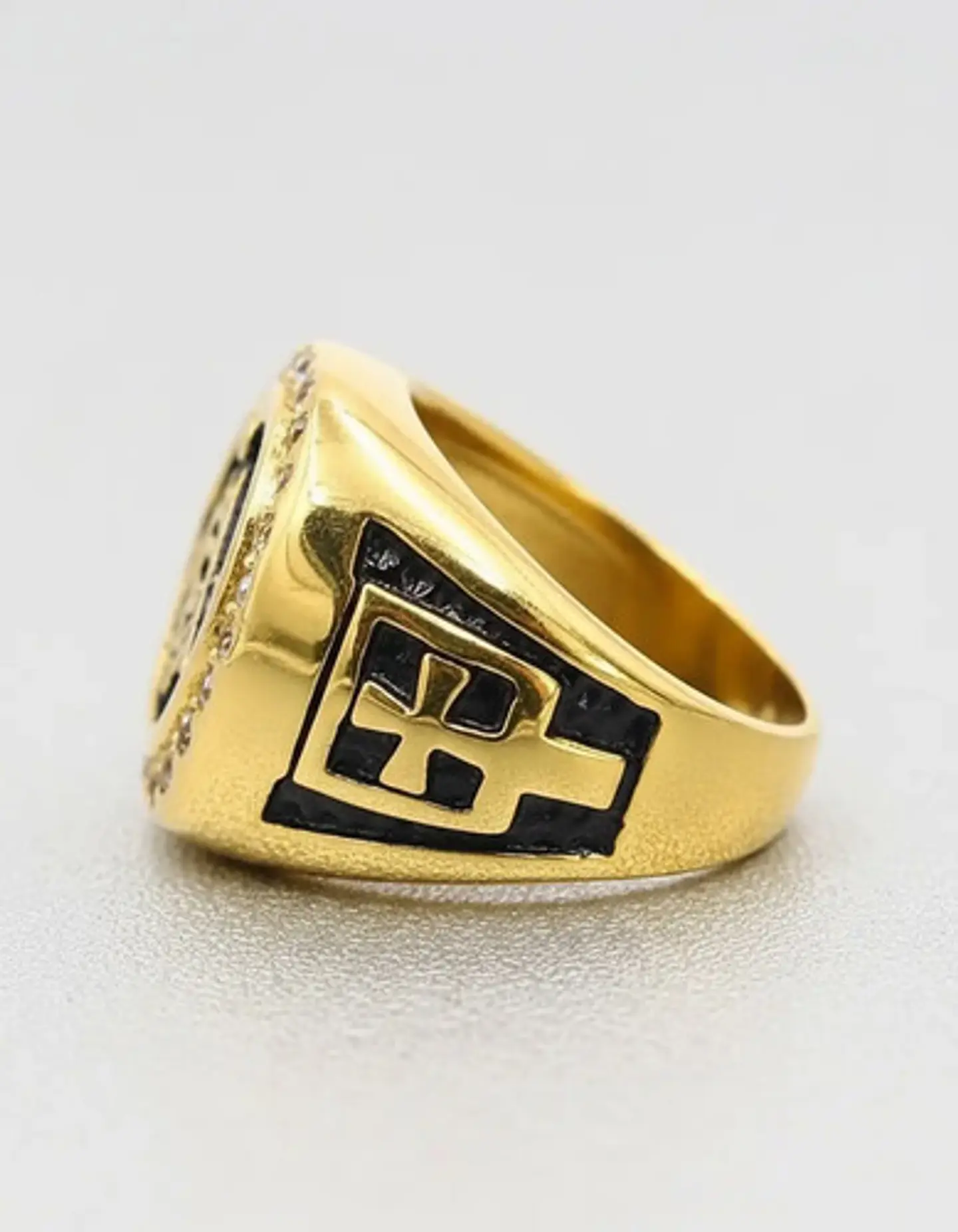 Anillo Para Hombres Piedras Cz Masón Cruz De Acero Color Oro 6