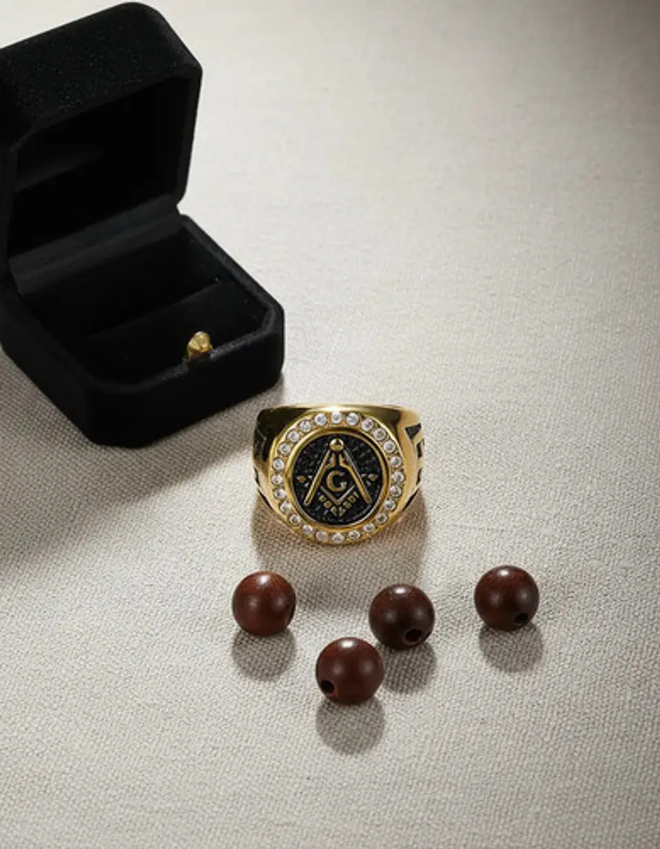 Anillo Para Hombres Piedras Cz Masón Cruz De Acero Color Oro 7