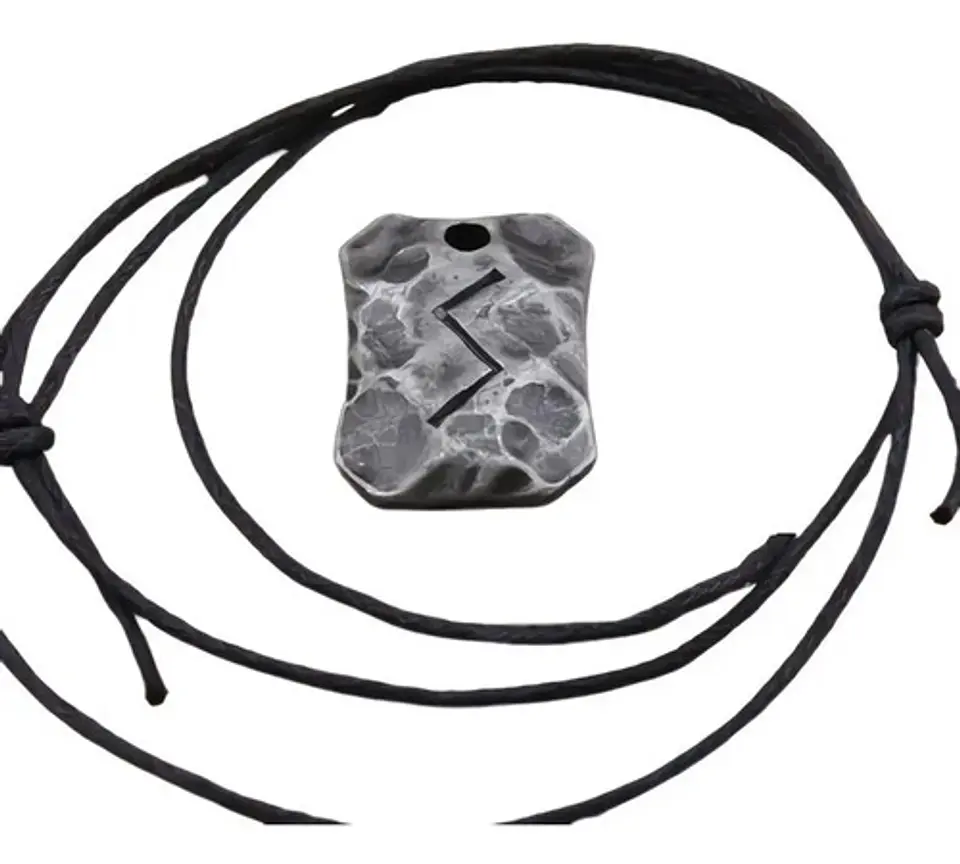 Collar Talismán Runas Hierro Martillado Vikingo Para Hombre  5