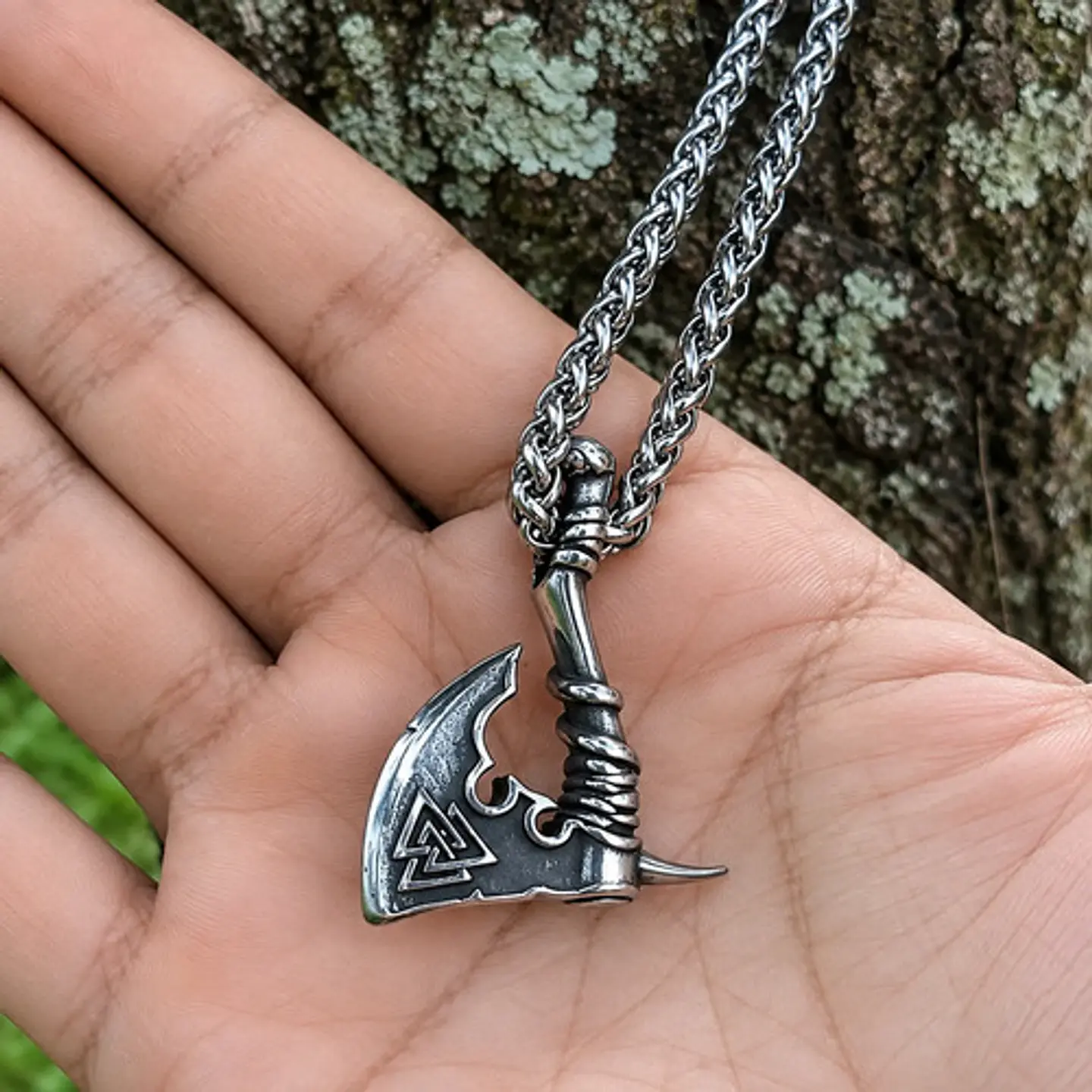 Collar Vikingo En Acero Para Hombre Dije Hacha Nórdica Runas 8